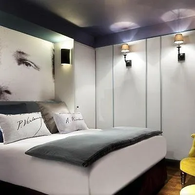 Les Plumes Hotel Paris