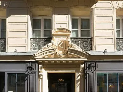 Les Plumes Hotel Paris