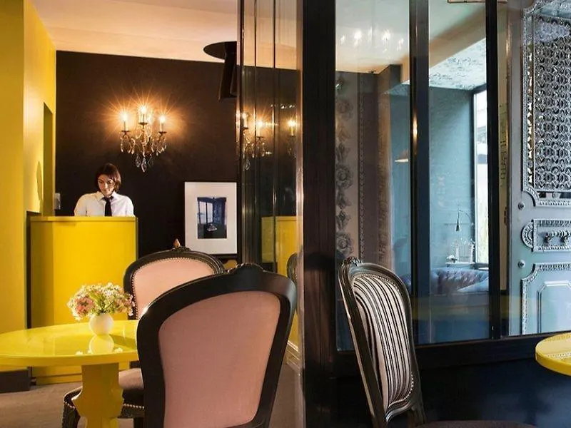 Les Plumes Hotel Paris