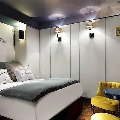 Les Plumes Hotel Paris