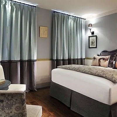 Les Plumes Hotel Paris 4*,