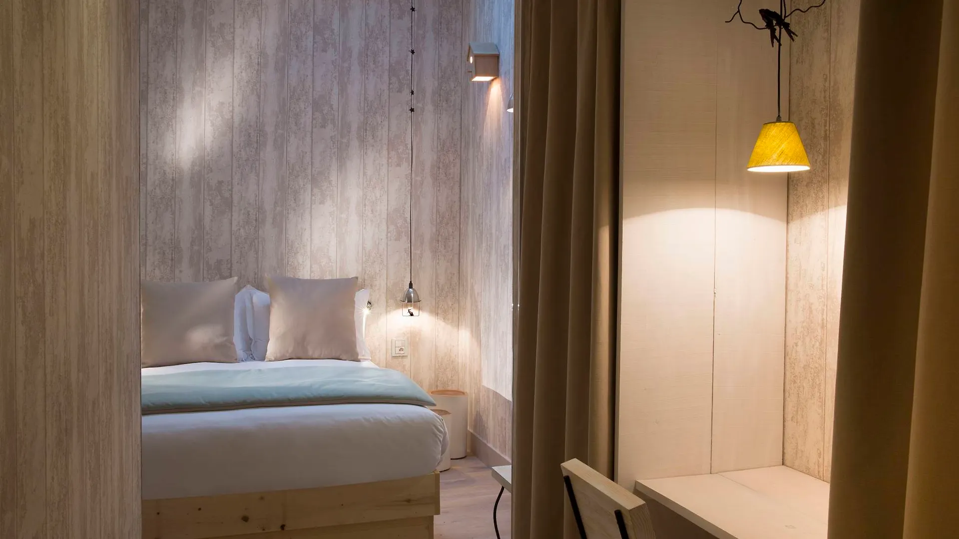 ****  Les Plumes Hotel Paris Frankrike